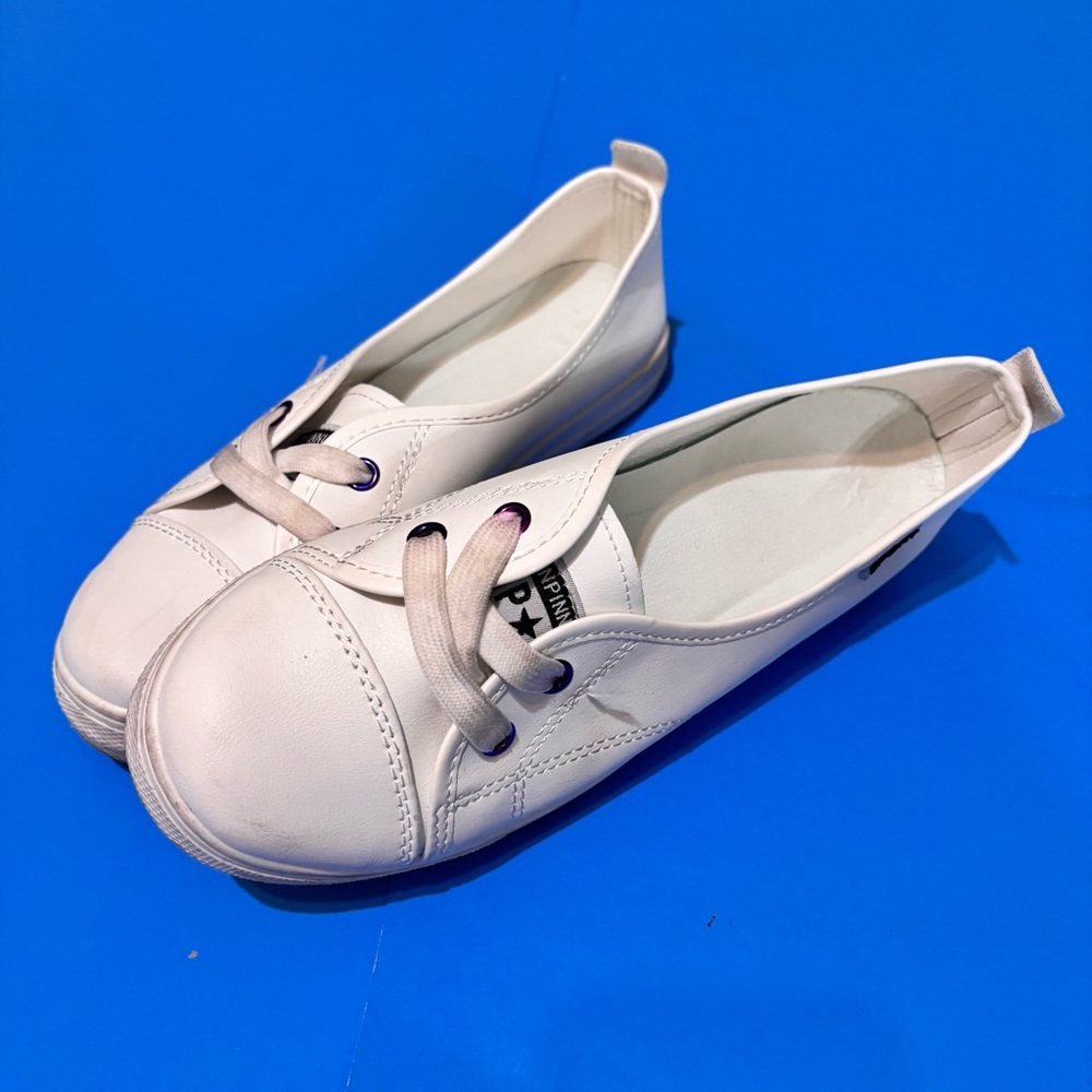 Women's White Sneakers